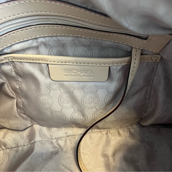 Michael Kors Coated Canvas Leather-Trimmed Handle Bag - Picture 11 of 15